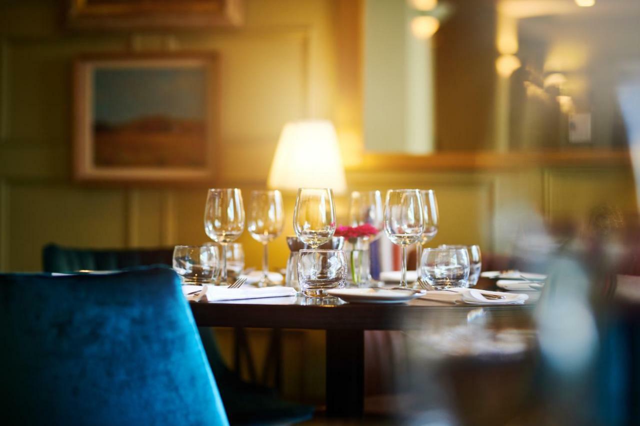 County Hotel Τσέλμσφορντ Εξωτερικό φωτογραφία