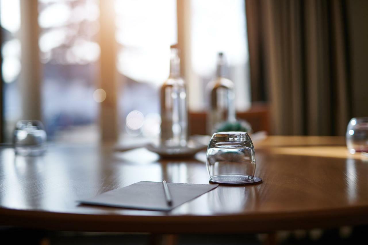 County Hotel Τσέλμσφορντ Εξωτερικό φωτογραφία